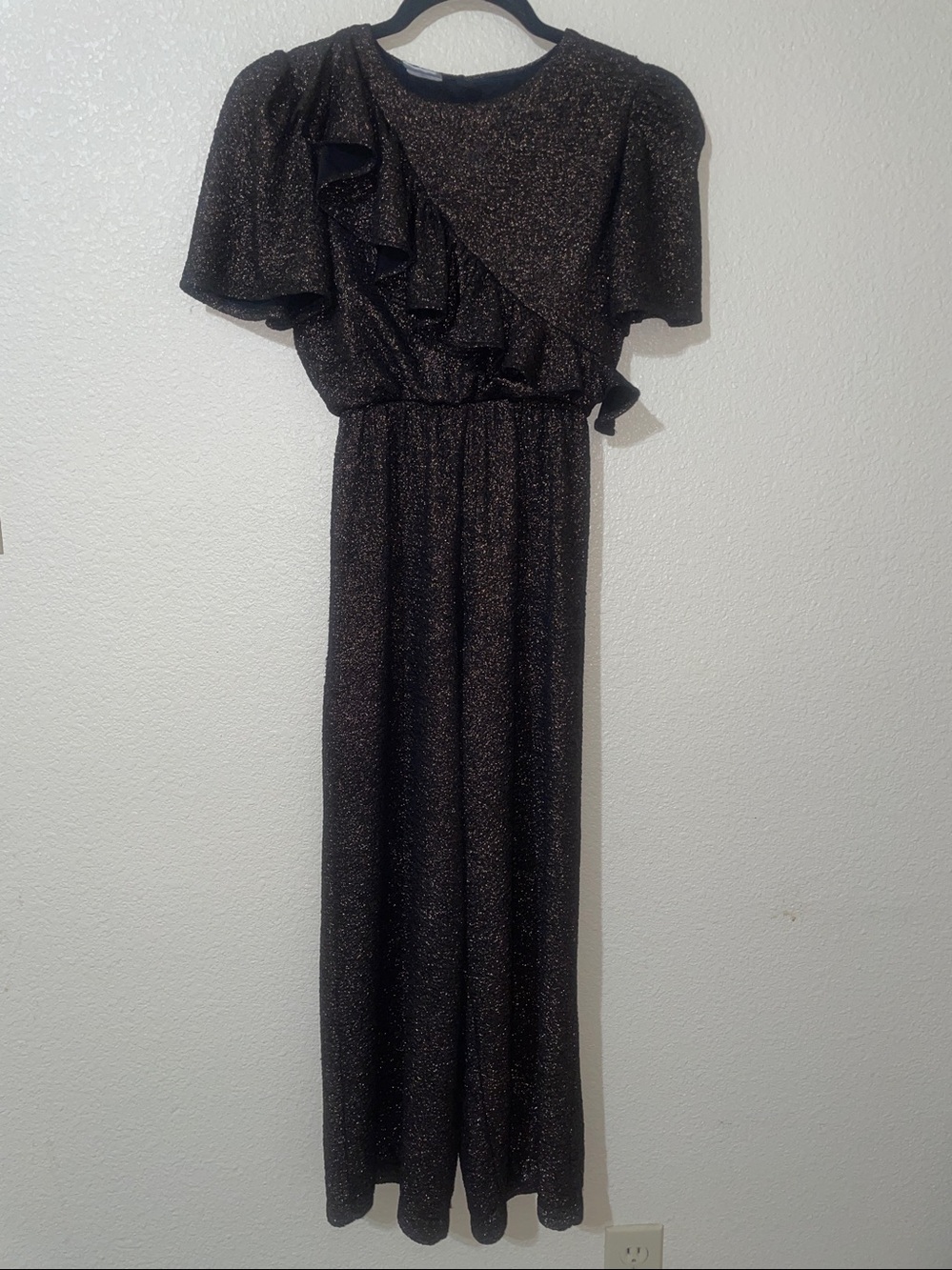 Zara Girl’s Black & Yellow glitter jump suit, size 13-14, worn twice